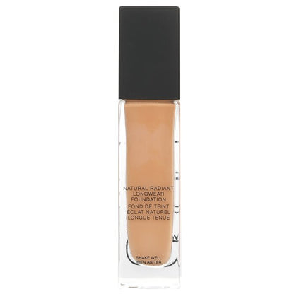 NARS Natural Radiant – #Barcelona (Medium 4 – Für mittlere bis mitteldunkle Haut mit subtilen pfirsichfarbenen Untertönen) 30 ml