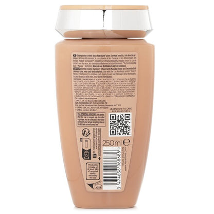 Curl Manifesto Bain Hydratation Douceur Sanftes, feuchtigkeitsspendendes, cremiges Shampoo (für sehr lockiges und krauses Haar) 250 ml