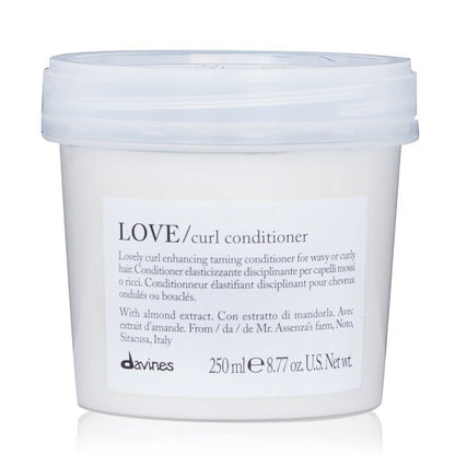 Davines Love Curl Conditioner (für welliges oder lockiges Haar) 250ml/8,77oz