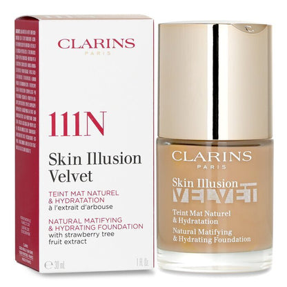 Clarins Skin Illusion Velvet Natürliche mattierende und feuchtigkeitsspendende Grundierung – Nr. 111N, 30 ml