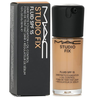 MAC Studio Fix Fluid Foundation SPF 15 – NC20 30 ml